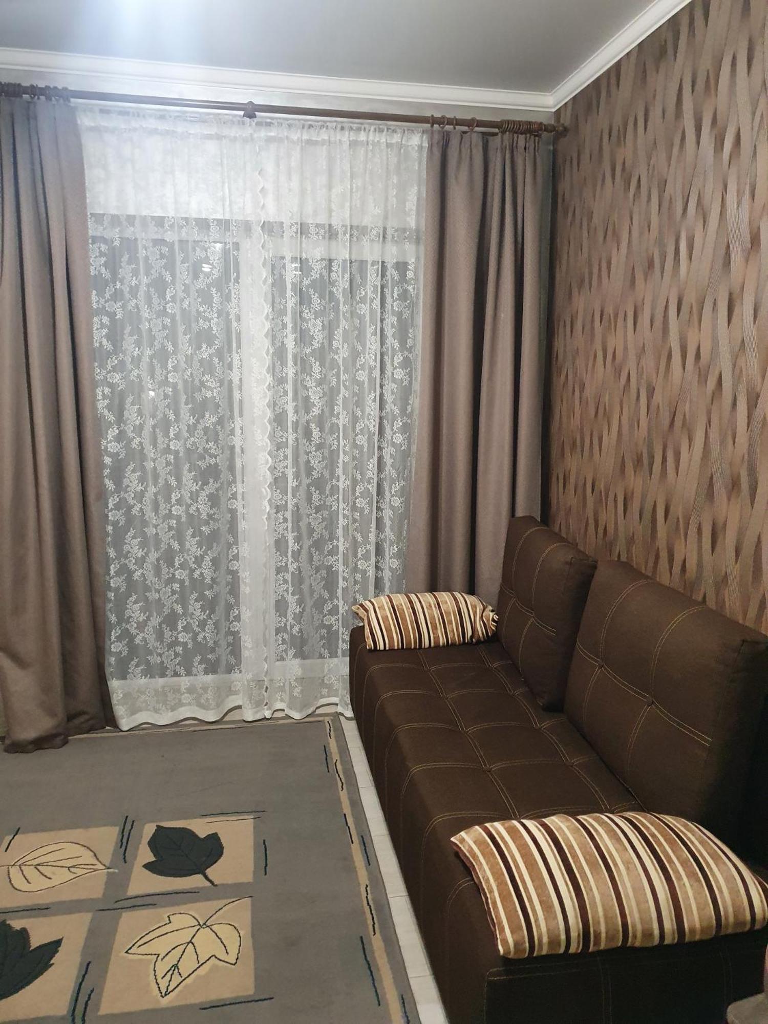 Lutsk, Double-Room Apartments エクステリア 写真