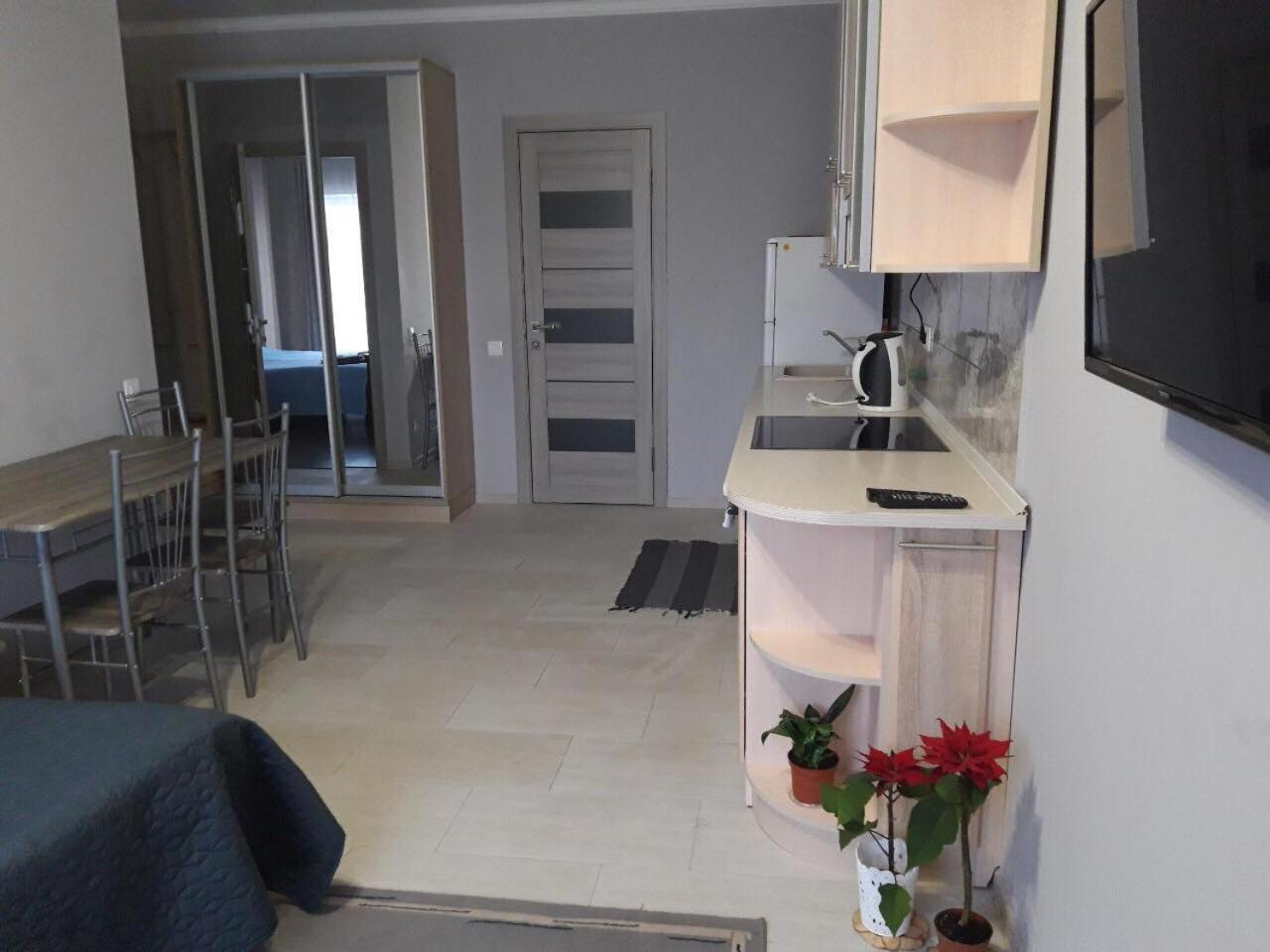 Lutsk, Double-Room Apartments エクステリア 写真